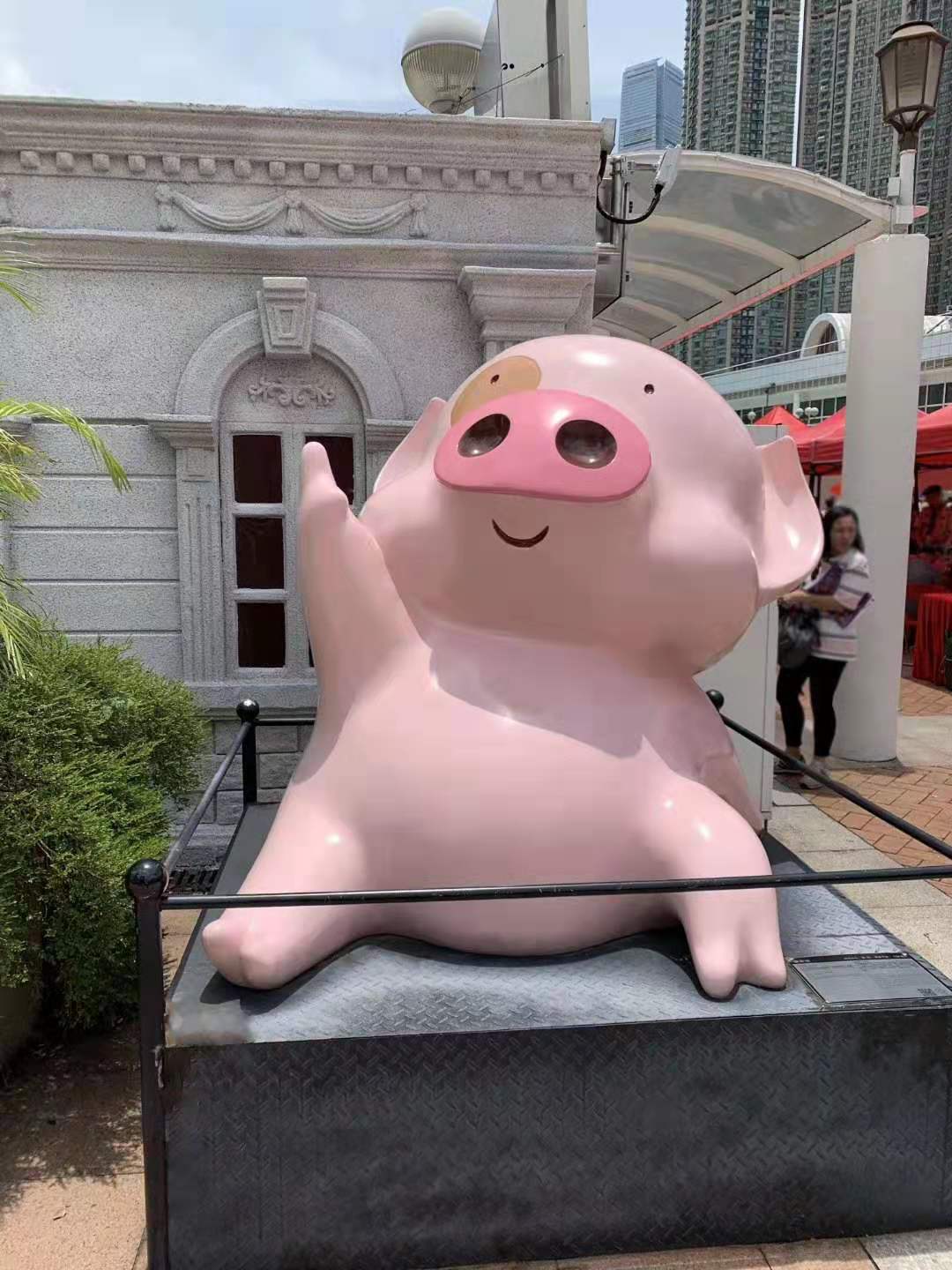 哼唧哼唧…Like this.
